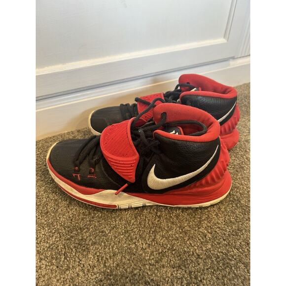 Nike Mens Kyrie 6 TB CK5869-004 Red Black Basketball Shoes Lace Up Size 7 - Picture 2 of 6